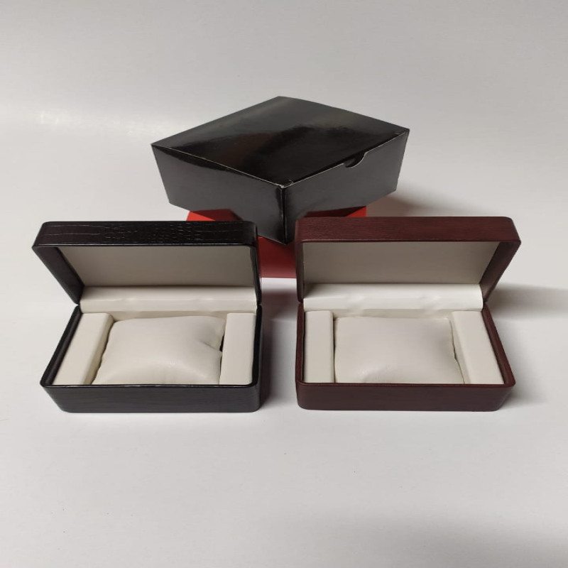 Black Leather 1-Slot Watch Box – Elegant Storage & Display Case
